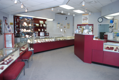 Dunbar Jewelers is an independently owned jewelry store, not a chain store in a mall.